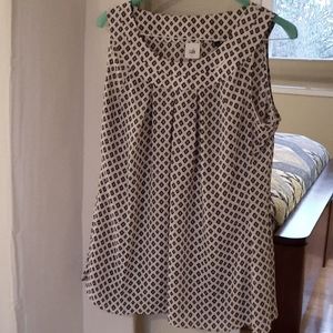 Sleeveless, tunic-length CAbi blouse